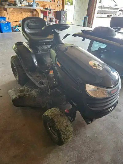 42" Craftsman with 18.5hp Briggs Stratton. Low hour's, needs a pulley. New battery, fuel filter, air...