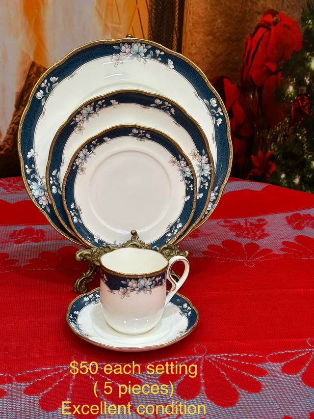 Vintage Noritake Bone China Sandhurst 4 tea cups & saucers- 22k  in Kitchen & Dining Wares in Oakville / Halton Region - Image 3