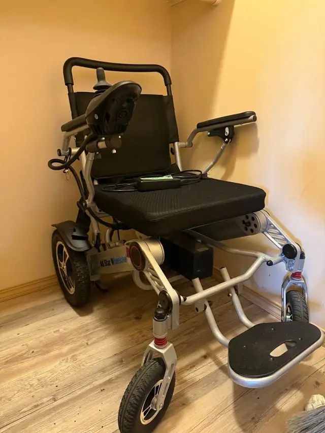 Power Folding Wheelchair 62863735243137124