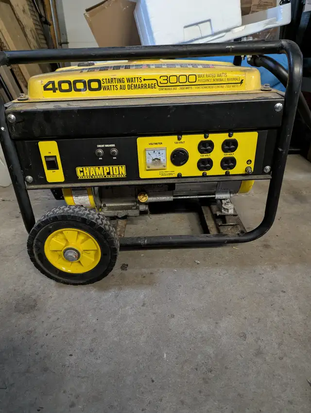 GENERATOR. in Power Tools in Hamilton - Image 2