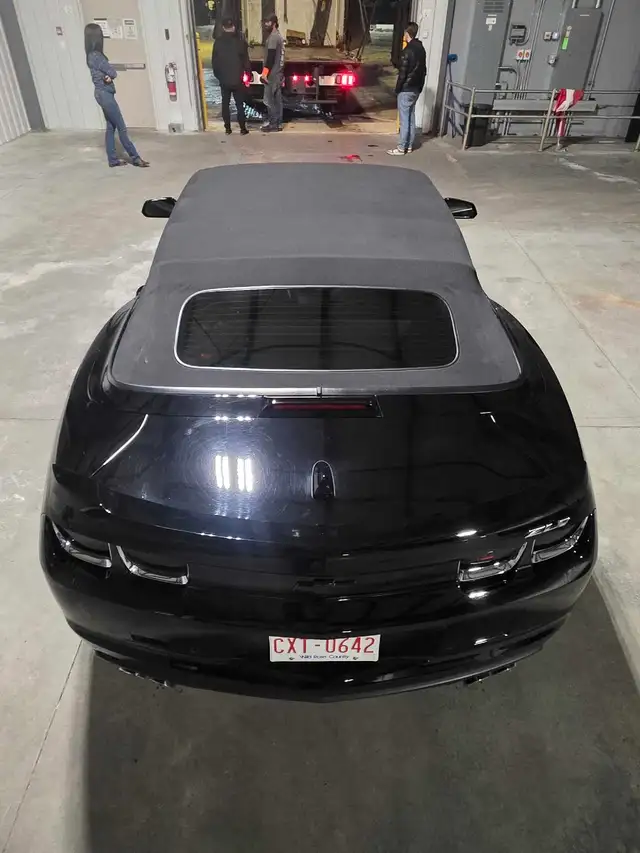 2013 zl1 camaro in Cars & Trucks in Strathcona County - Image 3