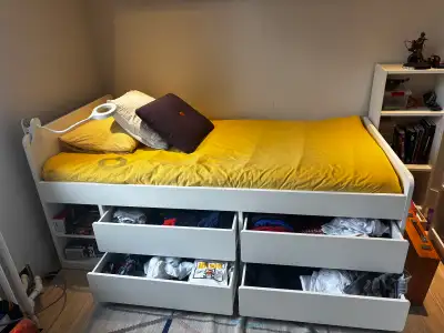 Base de lit twin Ikea Slakt avec 4 tiroirs de rangement , View more