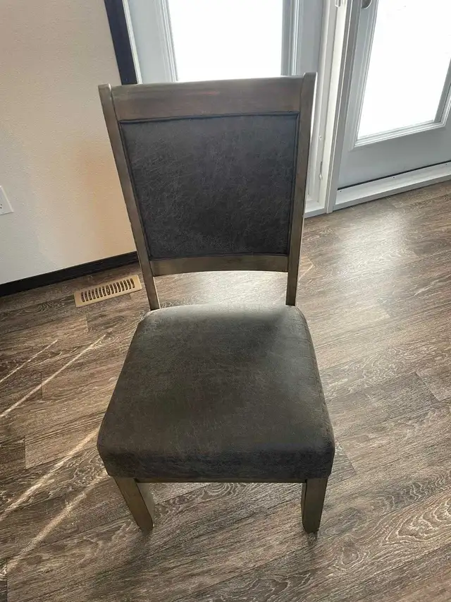 Kitchen Table64319063253121122