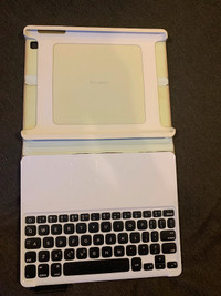 Logitech Y-R0040 White Bluetooth Foldable Keyboard