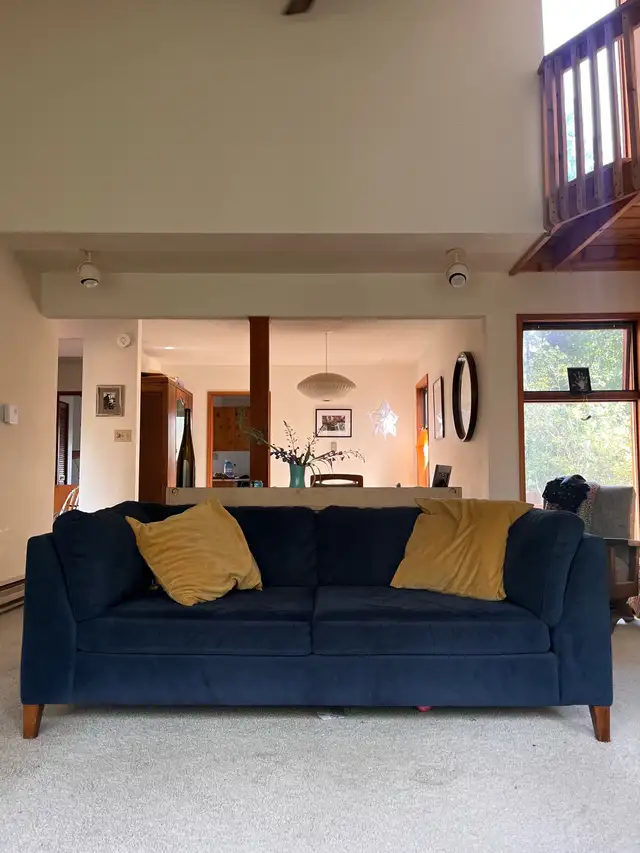 Family home with hot tub for rent during AWG in Short Term Rentals in Whitehorse - Image 8