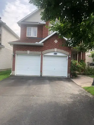 For rent furnished room in Longfields Barrhaven