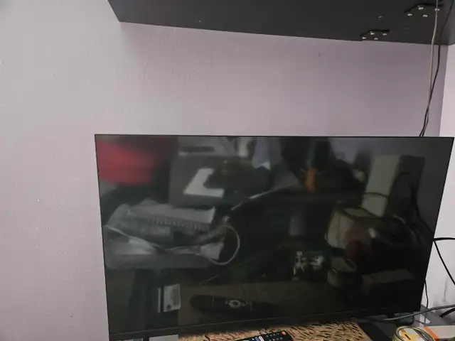 New 32" Smart TV 720p LED Google TV in TVs in Kitchener / Waterloo - Image 3