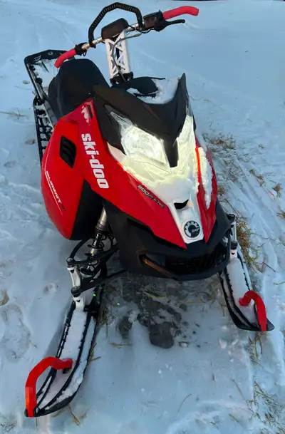 2016 Skidoo Summit 800 etec 146. 5200kms. New motor put in it, paperwork to prove it through Prairie...