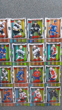 2014-15 Upper Deck MVP 16 carte hockey cards