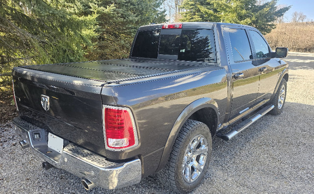 2015 RAM 1500 LARAMIE . ECODiesel . Great Condition in Cars & Trucks in Kawartha Lakes - Image 4