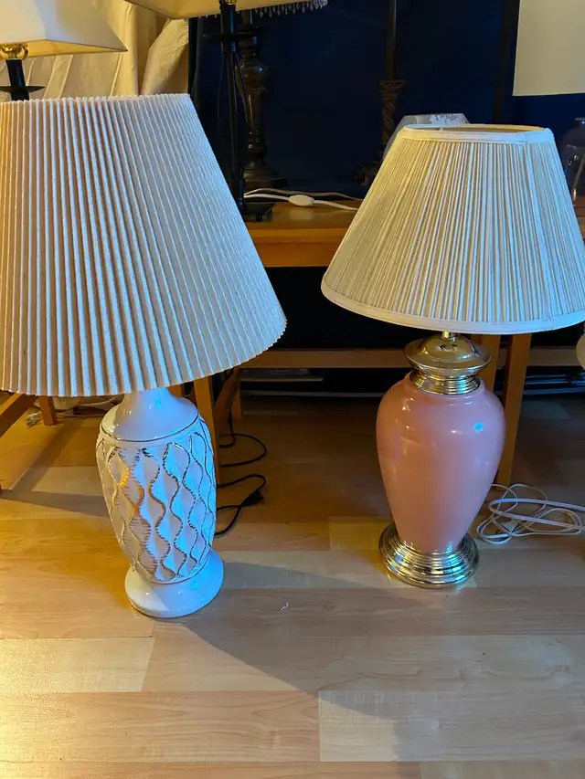 Floor lamp standing floor lamp stands 5 feet high + more in Indoor Lighting & Fans in Oakville / Halton Region - Image 4