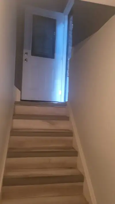 A sharing room available in very convenient location on Scarborough near Neilson and Finch. Proximit...