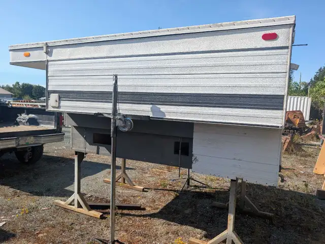 2008 Four Wheel 9' Pop Up Camper in Travel Trailers & Campers in Nanaimo - Image 3