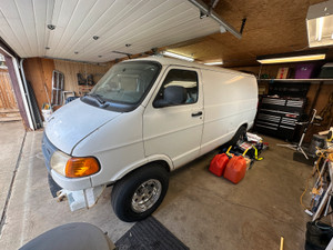 1998 Dodge Ram Van