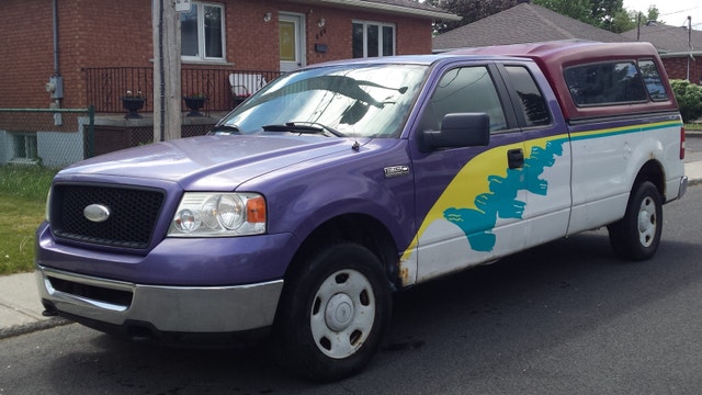 Camion Ford F-150 XLT, cabine et demie, boîte de 8'