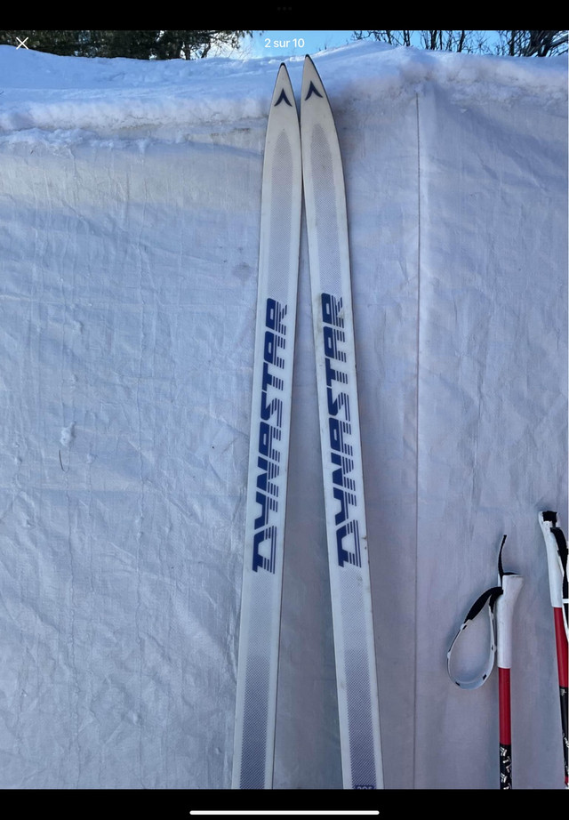 Ensemble de skis de fond vintage à 3 pins dans Ski  à Trois-Rivières - Image 2