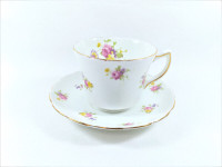 Vintage Foley Bone China TEACUP & SAUCER V2637