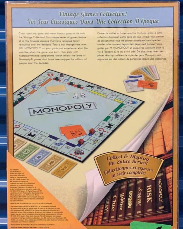 RARE New MONOPOLY 2019 Vintage Library Bookshelf Game in Toys & Games in Markham / York Region - Image 2