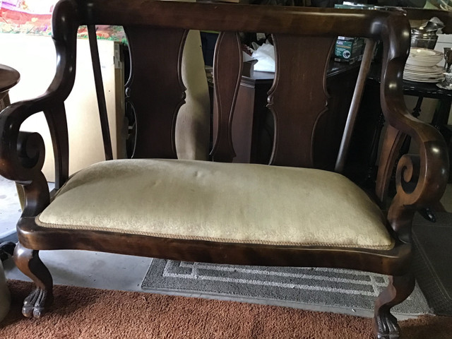 Vintage Settee in Couches & Futons in Kitchener / Waterloo