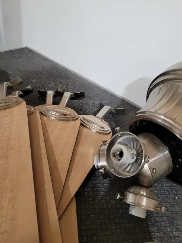 Ceiling lights64866388907010125