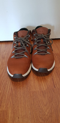 Timberland Men's ReBOTL boots size 9.5US.