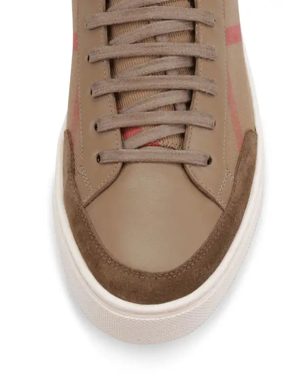 Burberry Painton High-Tops (Size: 40, Mint Condition 9.7/10) in Men's Shoes in St. Catharines - Image 4
