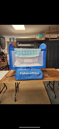 Fisher Price Playpen X2