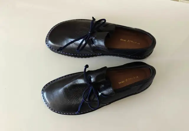 New Leather Shoes Size 7 in Women's - Shoes in City of Toronto - Image 2