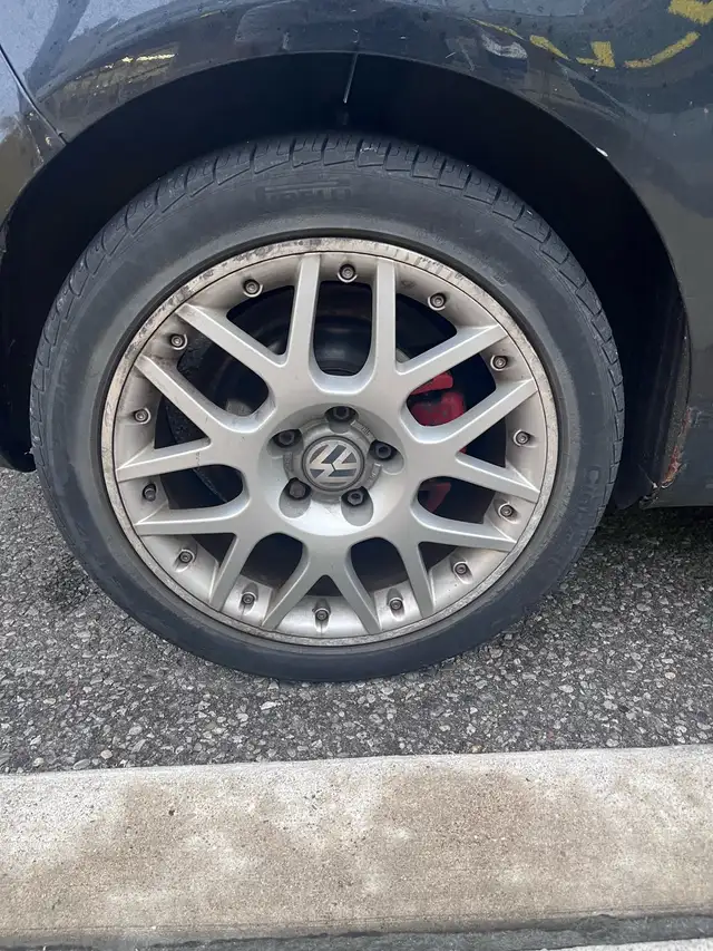 VW Golf rims in Tires & Rims in Mississauga / Peel Region - Image 5