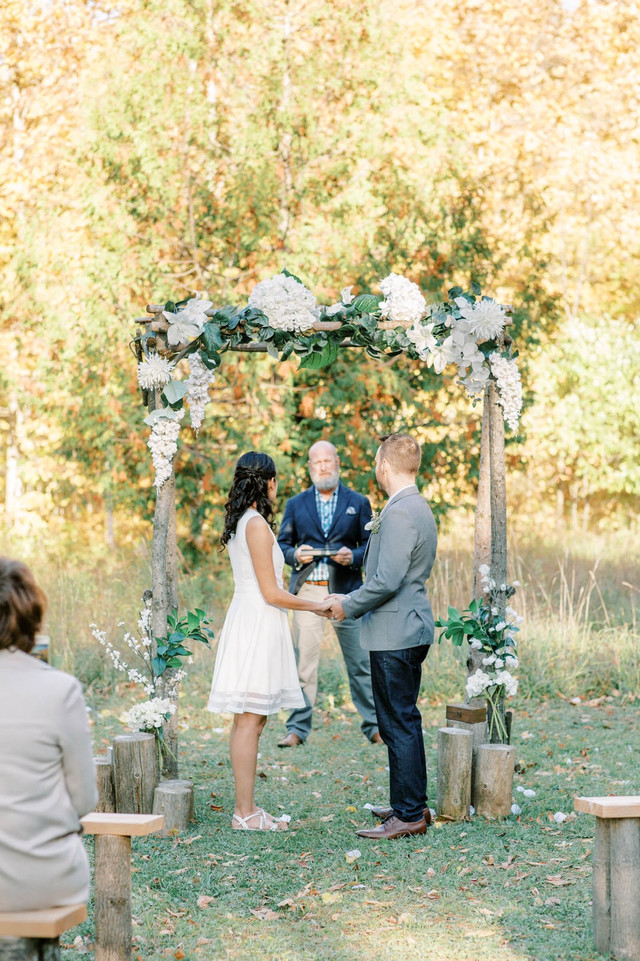 Wedding Officiant  in Wedding in Owen Sound - Image 2