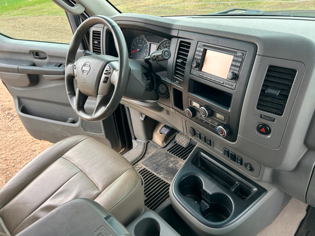 12-seat Nissan NV3500 V8 in Cars & Trucks in Edmonton - Image 4
