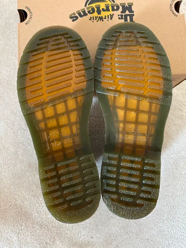 Dr. Martens Men’s Boots in Men's Shoes in Mississauga / Peel Region - Image 6