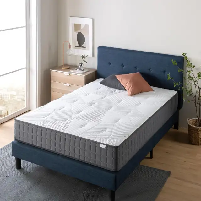 Zinus Spa Sensations 10” Twin Hybrid Mattress in Beds & Mattresses in Cambridge - Image 2