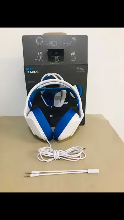 Open box, new, never used Logitech Wired Gaming Headset White & Blue colour