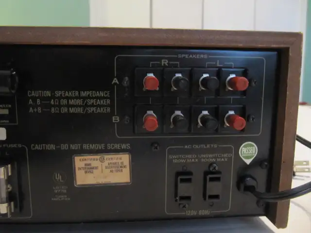 Pioneer Model SX-535 AM/FM Stereo Receiver Superb Cond Circ 1974 in Arts & Collectibles in Mississauga / Peel Region - Image 10