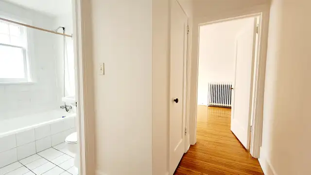 Large 1 Bedroom Apartment For Rent in Historic Rosedale Toronto in Long Term Rentals in City of Toronto - Image 9