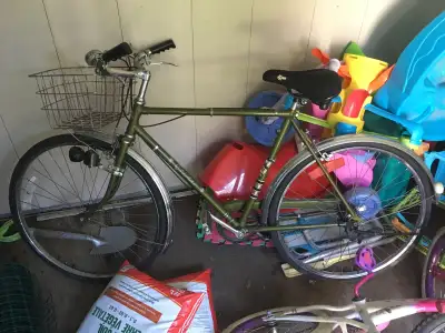 Vintage Men's Raleigh Glider bicycle, View more