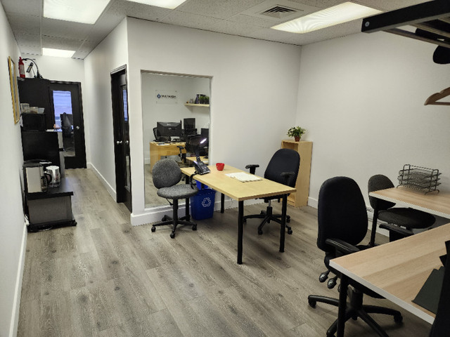 333 chabanel office rental 10x10 dans Espaces commerciaux et bureaux à louer  à Ville de Montréal