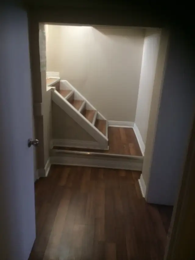 ROOM FOR RENT FOR FEMALE Near Kennedy & Danforth in Room Rentals & Roommates in City of Toronto - Image 4