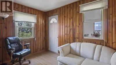 1 bedroom 1 bath 1 kitchen private unit for rent near uWindsor