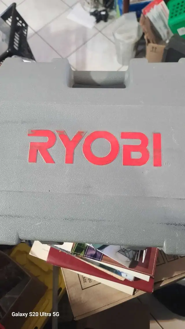 Ryobi corded hammer drill in Power Tools in Ottawa - Image 2