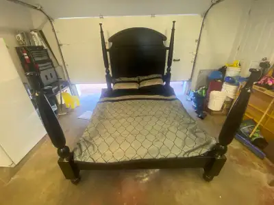 Bed queen frame 60x80, View more