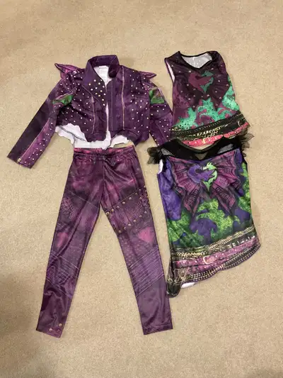 Girls Descendants Mal Costume - Kanata, View more