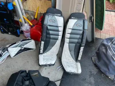 34” Vaughn Goalie Pads, View more