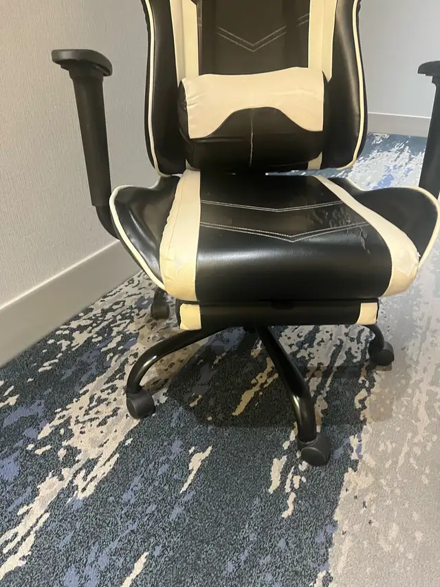 Gaming Chair63771522494081123