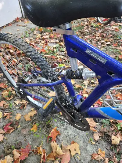 Women's 7 speed mountain bike , View more