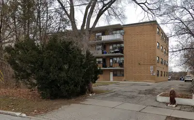 Large 2 Bedroom Apartment - Jane/Wilson