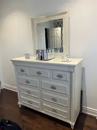 Complete Bedroom Set- Double Bed- Nightstand- Dresser w Mirror- 