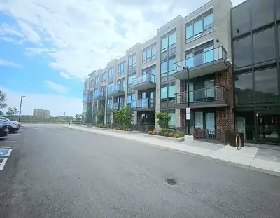 Modern 1BR Condo in Brampton East – Parking & Locker Included