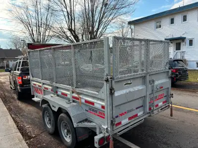 Je vends ma remorque N&N Dumpeur 6x12 avec une capacité de 10 000 lbs, idéale pour tous vos besoins...